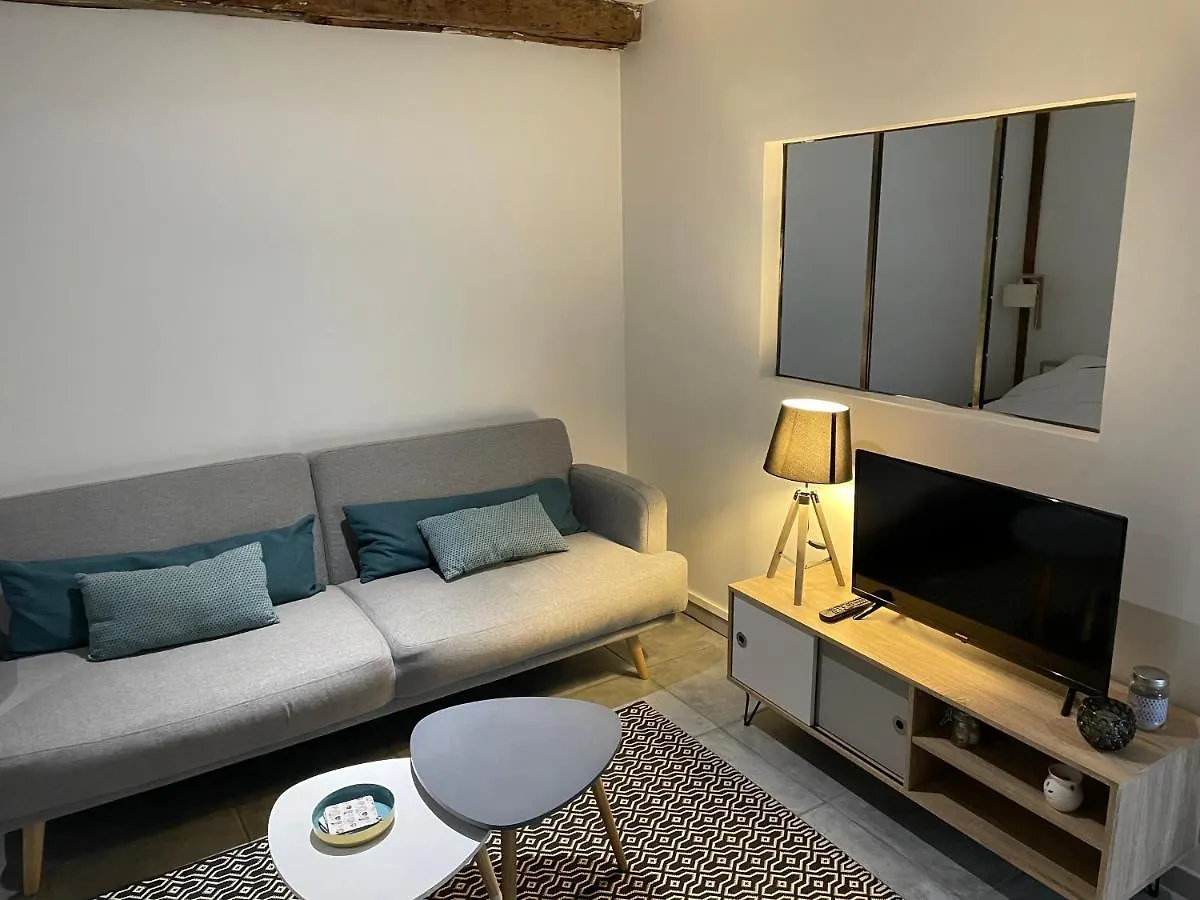 Διαμέρισμα Joli Appartement Quartier Historique Μουλέν Γαλλία